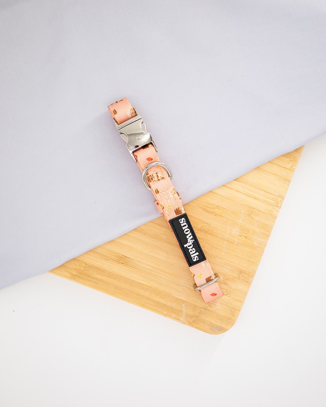 Collar with mochi donuts