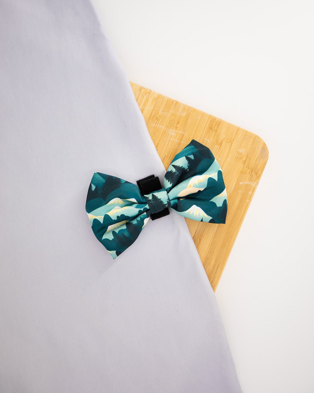 Forest theme bowtie