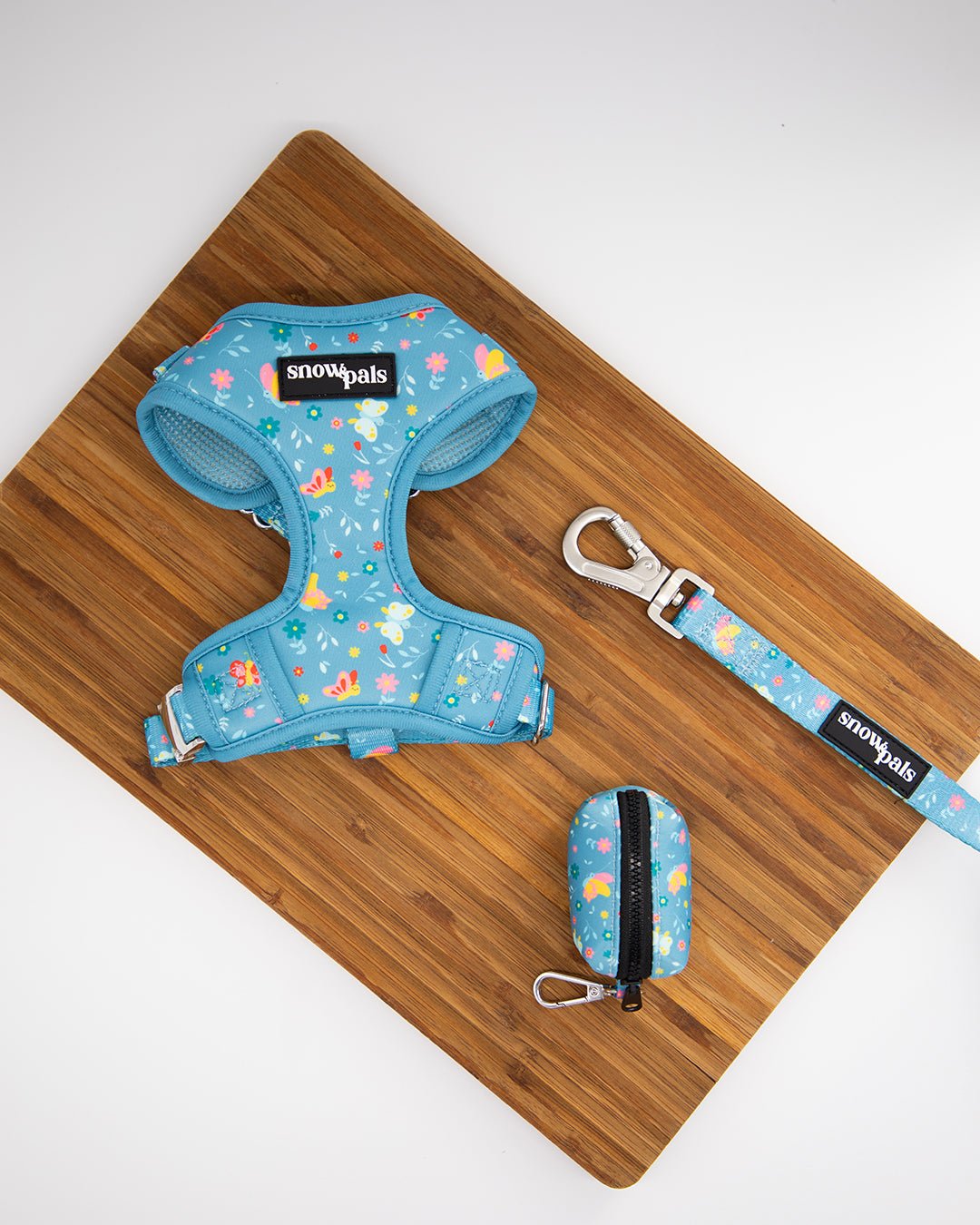 Blue floral harness set