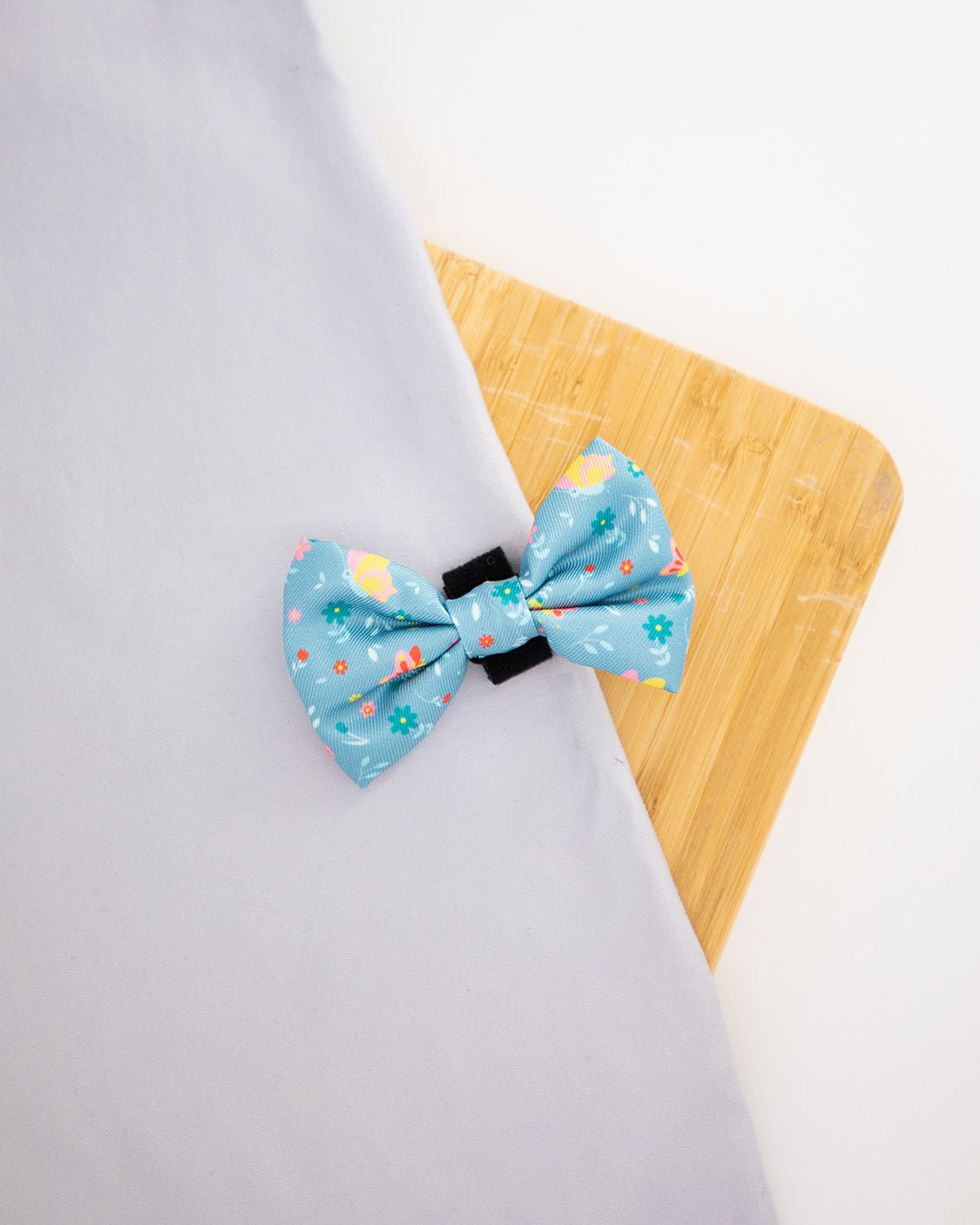 Blue floral bowtie